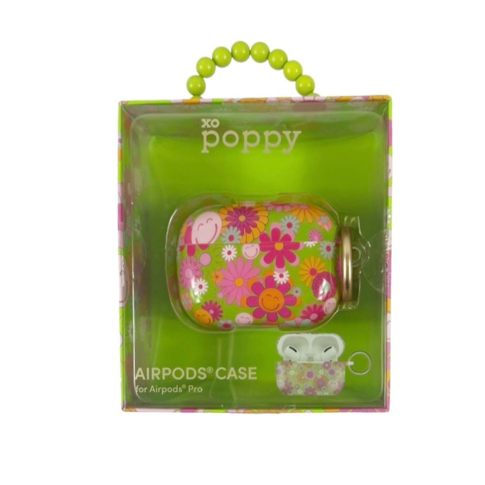 Xo Poppy Apple AirPod Pro Floral/Happy Face Case NEW